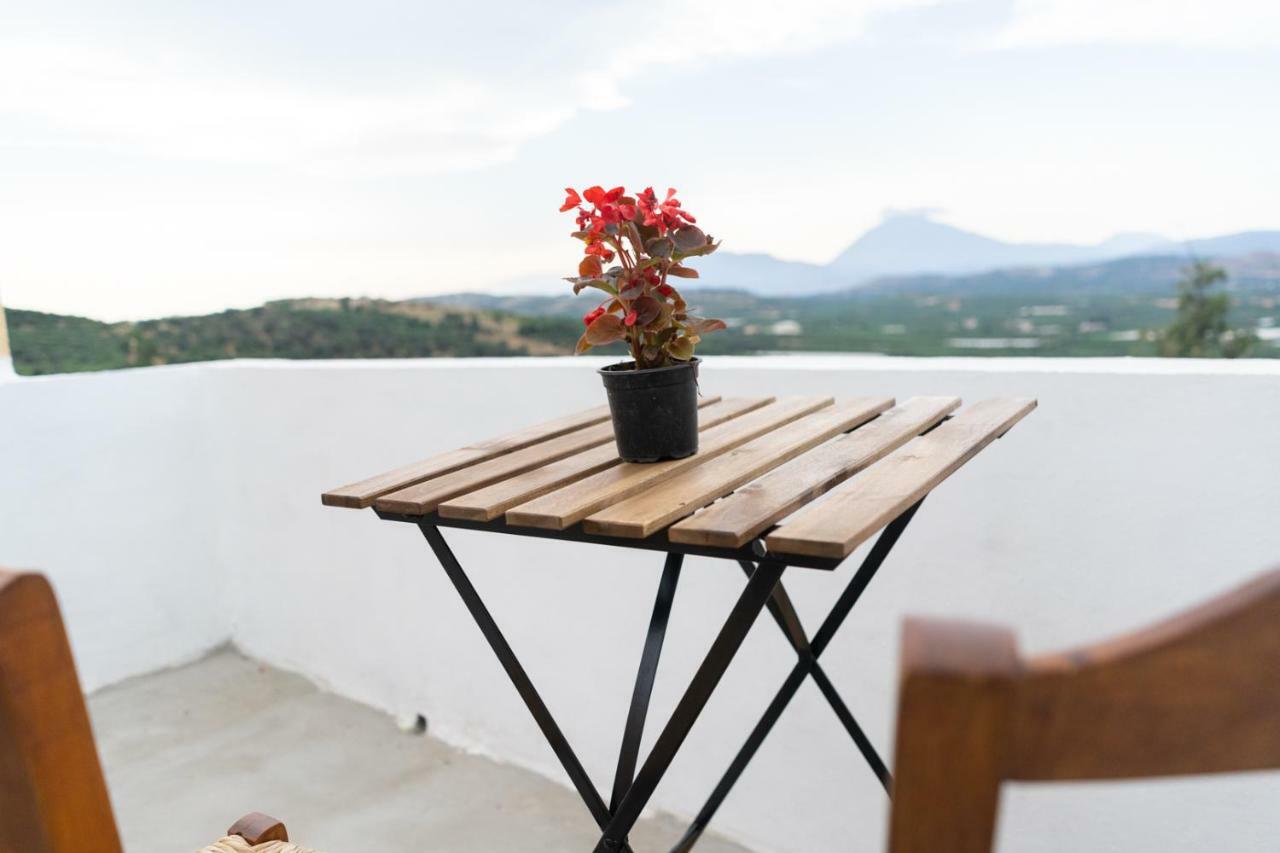 Serenity View - Traditional Village Apartment Kouses Exteriér fotografie