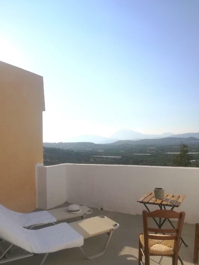 Serenity View - Traditional Village Apartment Kouses Exteriér fotografie